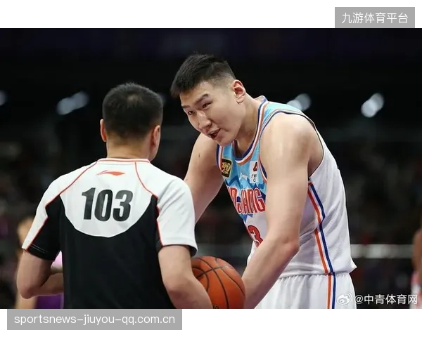 CBA外援狂怒吞两技术犯规被驱逐：篮球激情背后的纷争与反思